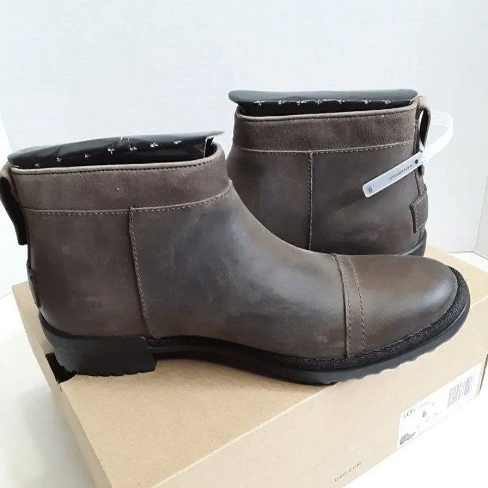 UGG ATTEL Women's Winter Comfort  Ankle Boot Size 6M